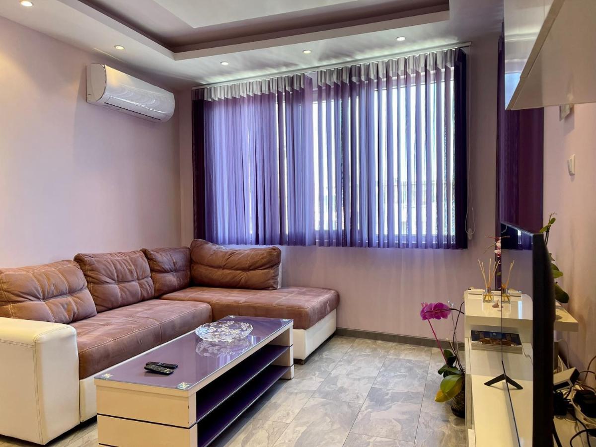 Апартамент Чаролит / Apartment Charoite Burgas Exterior foto