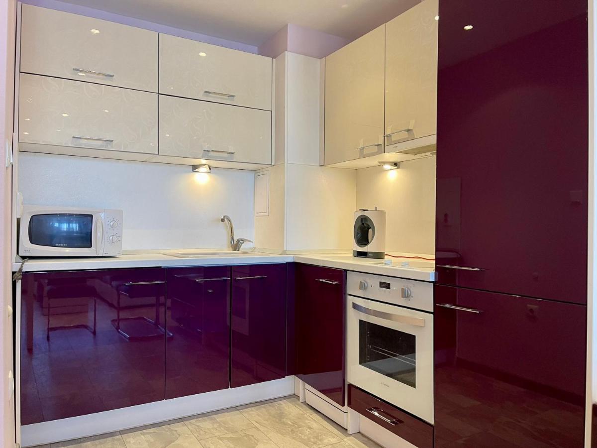 Апартамент Чаролит / Apartment Charoite Burgas Exterior foto